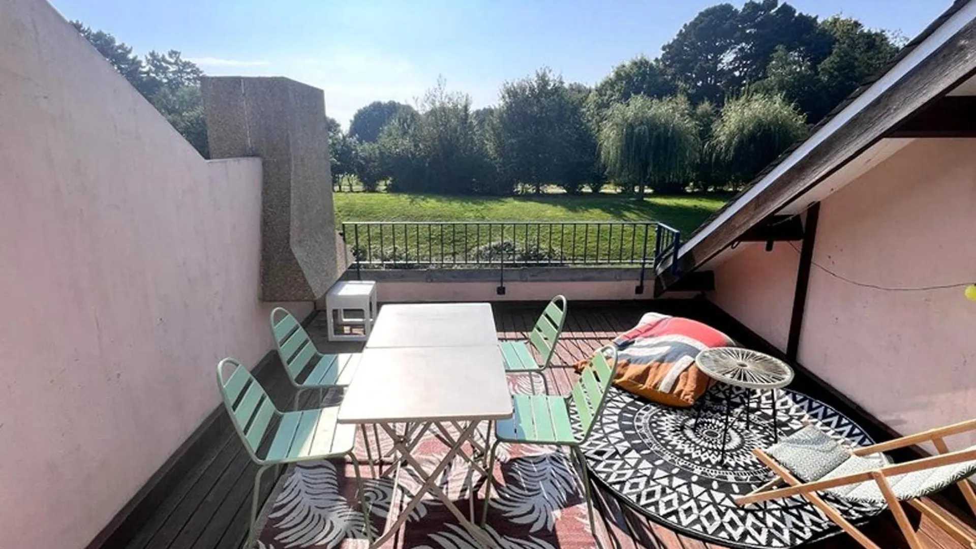 Bel Appartement A Arzon Avec Terrasse Et Parking Pres De La Plage - Fr-1-639-141 Apartman